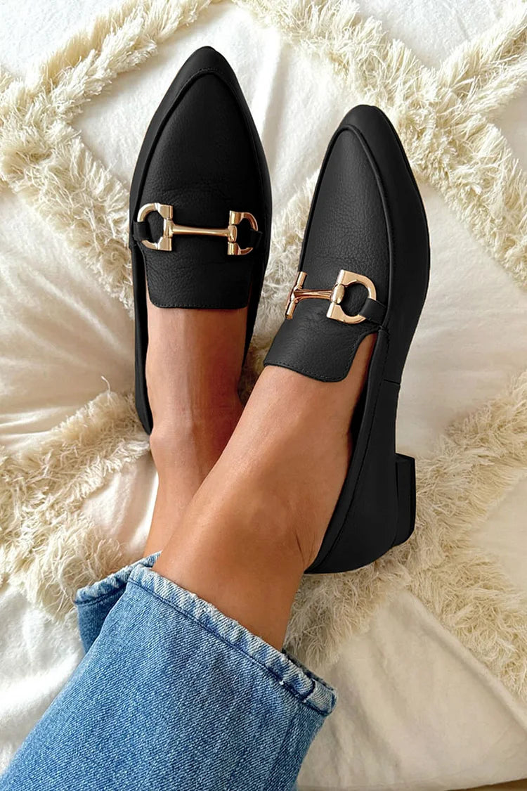 Metallische Schnalle Dekor spitze lässige schwarze Loafers