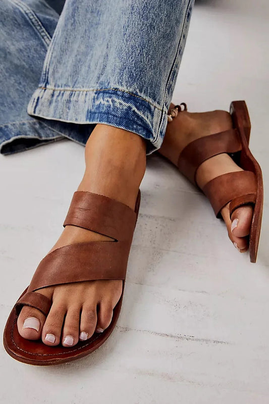 Asymmetric Cutout Plain Toe Ring Brown Sandals