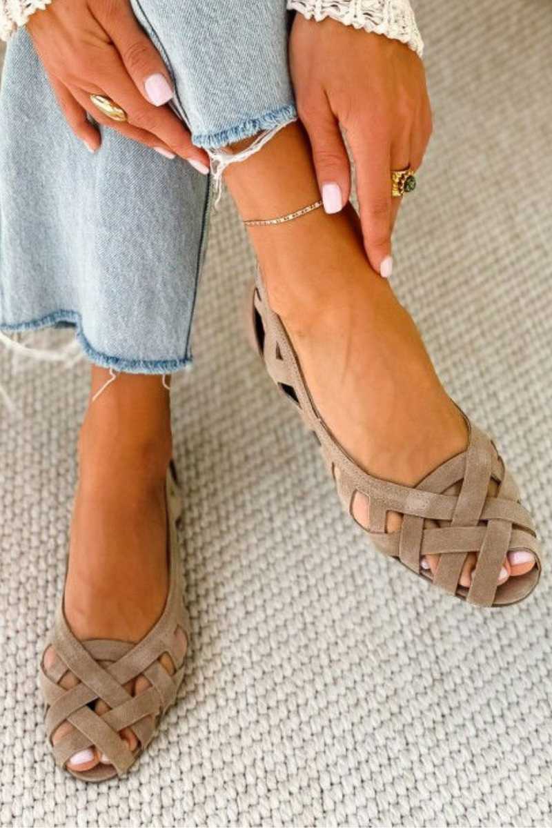 Woven Crisscross Peep Toe Flat Casual Sandals