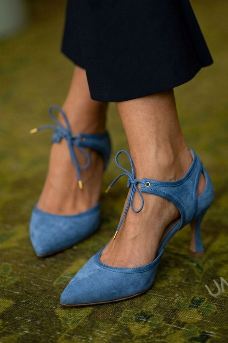 Pink Faux Suede Two-Tone Pointed Toe Bow Tie Kitten Heels
