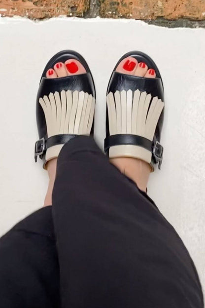 Contrast Color Fringe Open Round Toe Slip-On Sandals