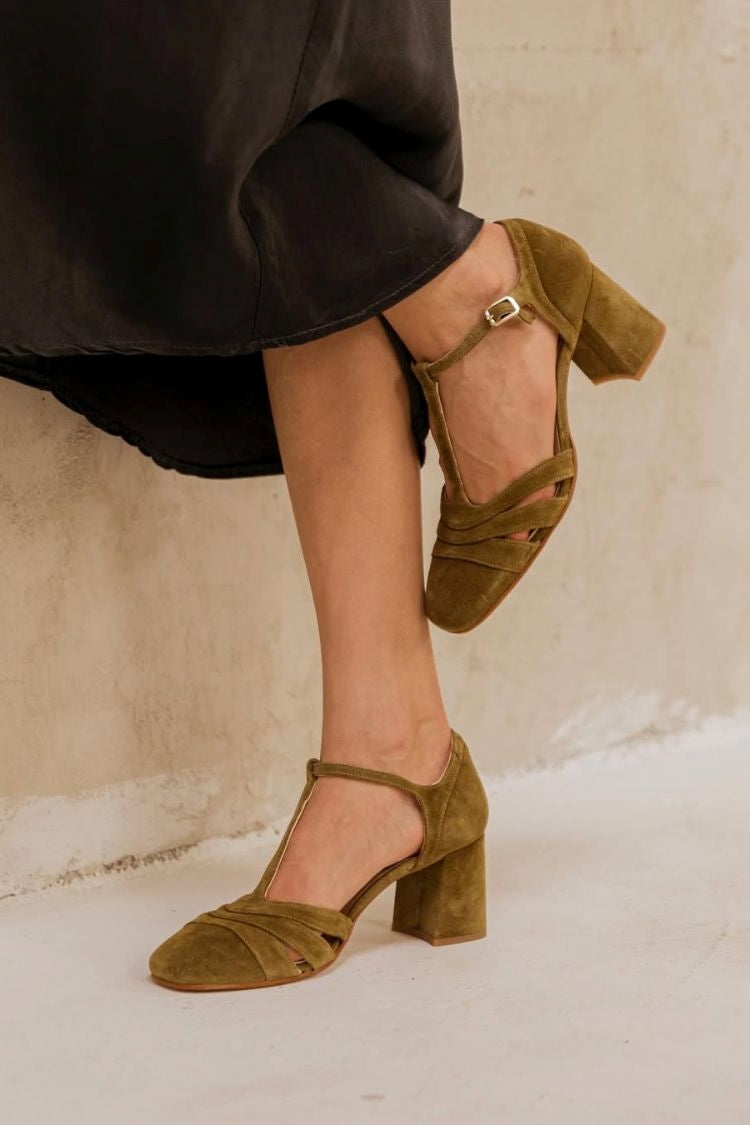 Hollow Out T-Strap Buckle Velvet Chunky Heels