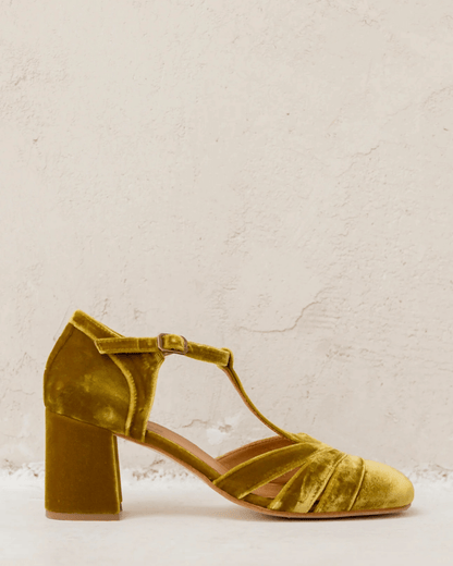 Hollow Out T-Strap Buckle Velvet Chunky Heels