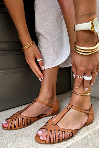 Ausgeschnittene T-Riemen Schnallen Peeptoe Braune Sandalen
