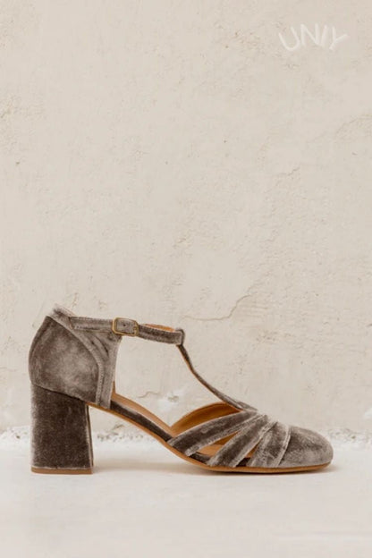 Hollow Out T-Strap Buckle Velvet Chunky Heels