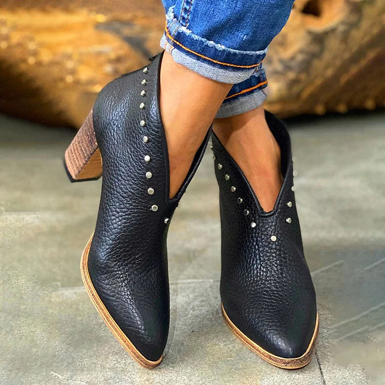Graceful Beaded V Cut Black Pointed Toe Chunky Heels Boots