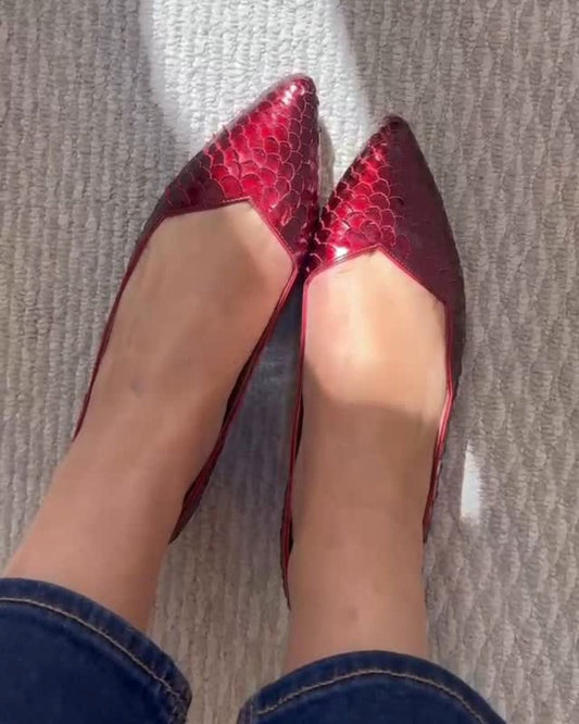Snake Embossed Pointed Toe Versatile Ballet Flats [Pre Order]