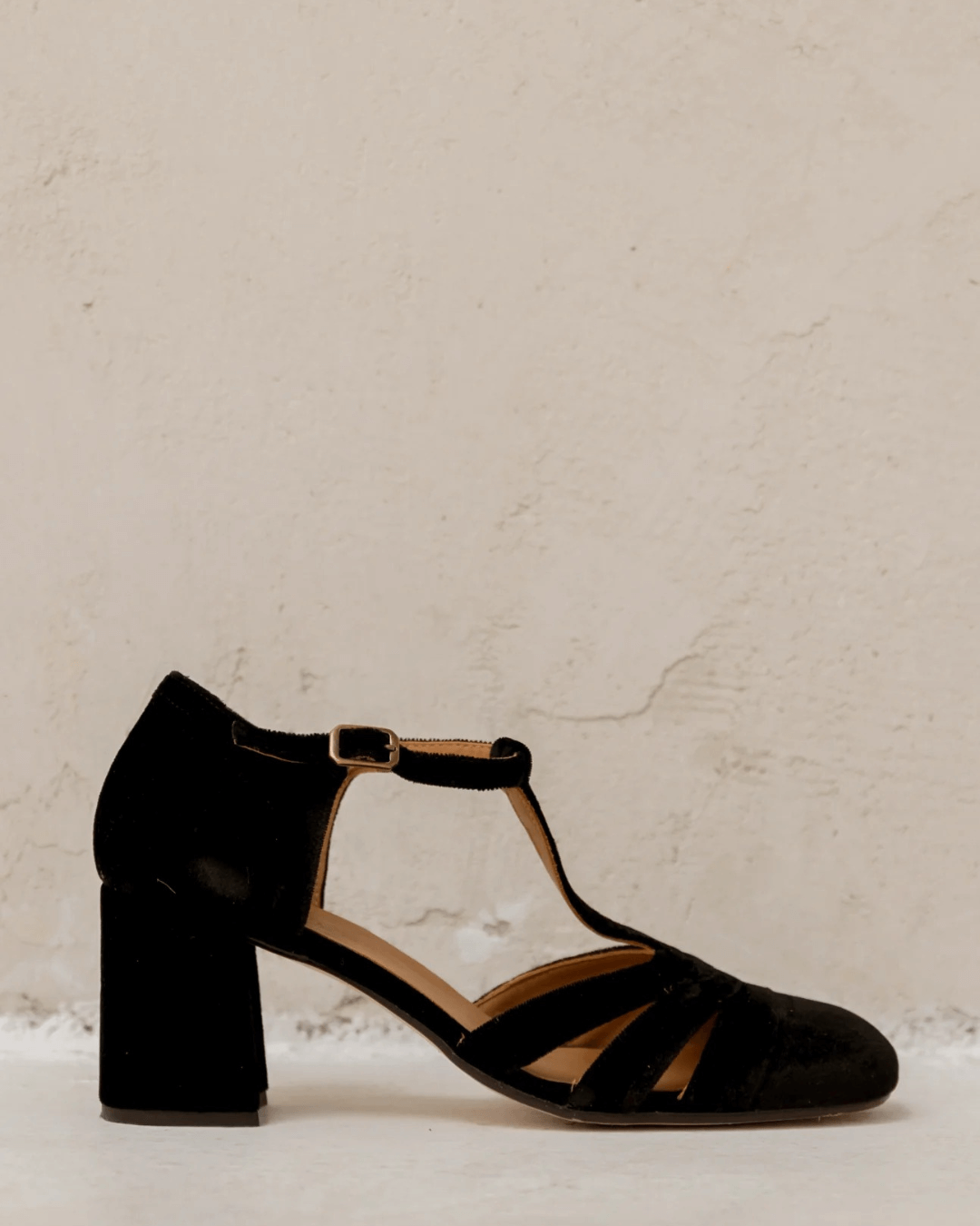 Hollow Out T-Strap Buckle Velvet Chunky Heels