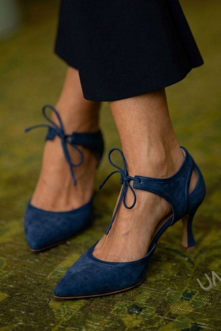 Pink Faux Suede Two-Tone Pointed Toe Bow Tie Kitten Heels