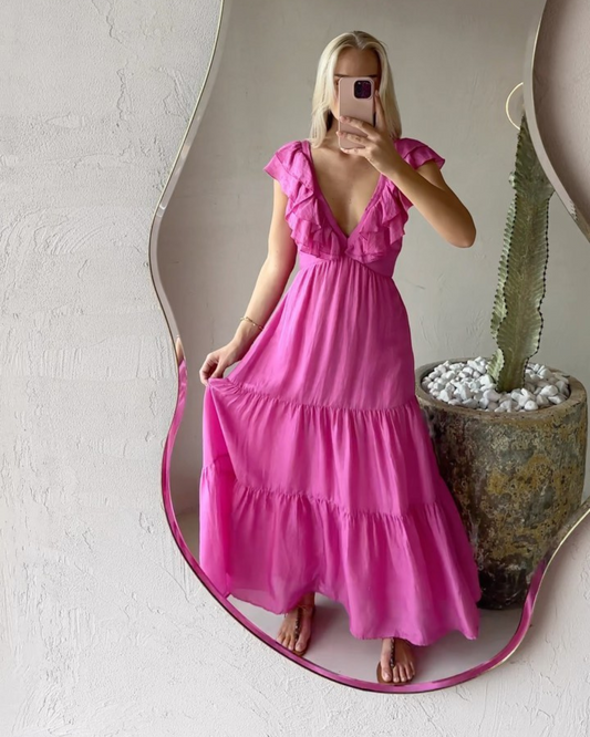 Vestido Maxi com Mangas Folhadas e Recortes