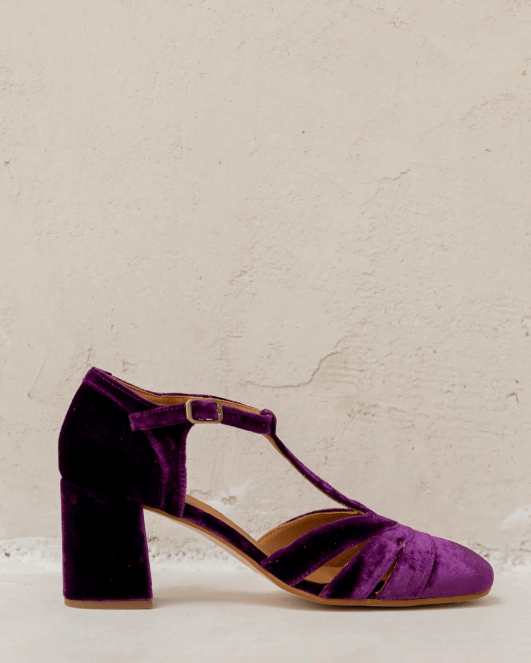 Hollow Out T-Strap Buckle Velvet Chunky Heels