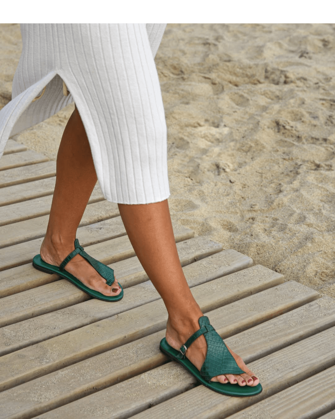 Crocodile Embossed Instep Strap Buckle Flip Flops Sandals