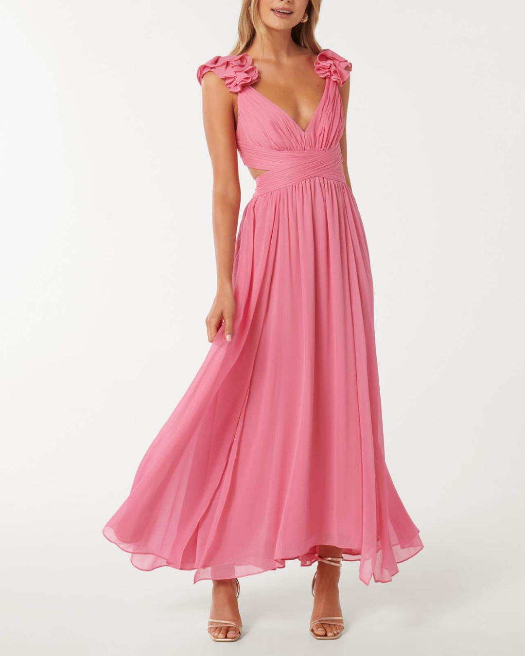 Vestido largo con volantes en los hombros