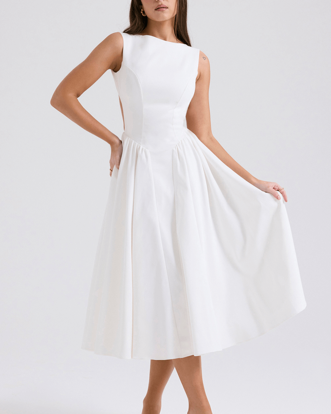 Vestido midi de sarga blanca