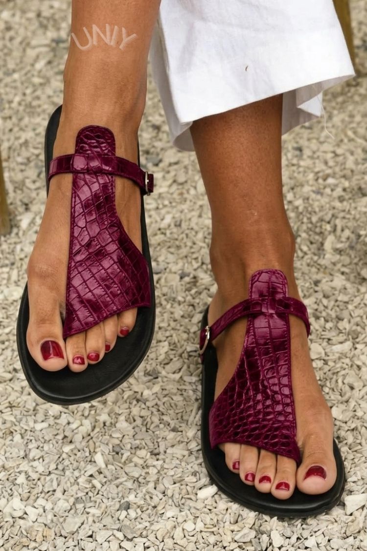 Crocodile Embossed Instep Strap Buckle Flip Flops Sandals