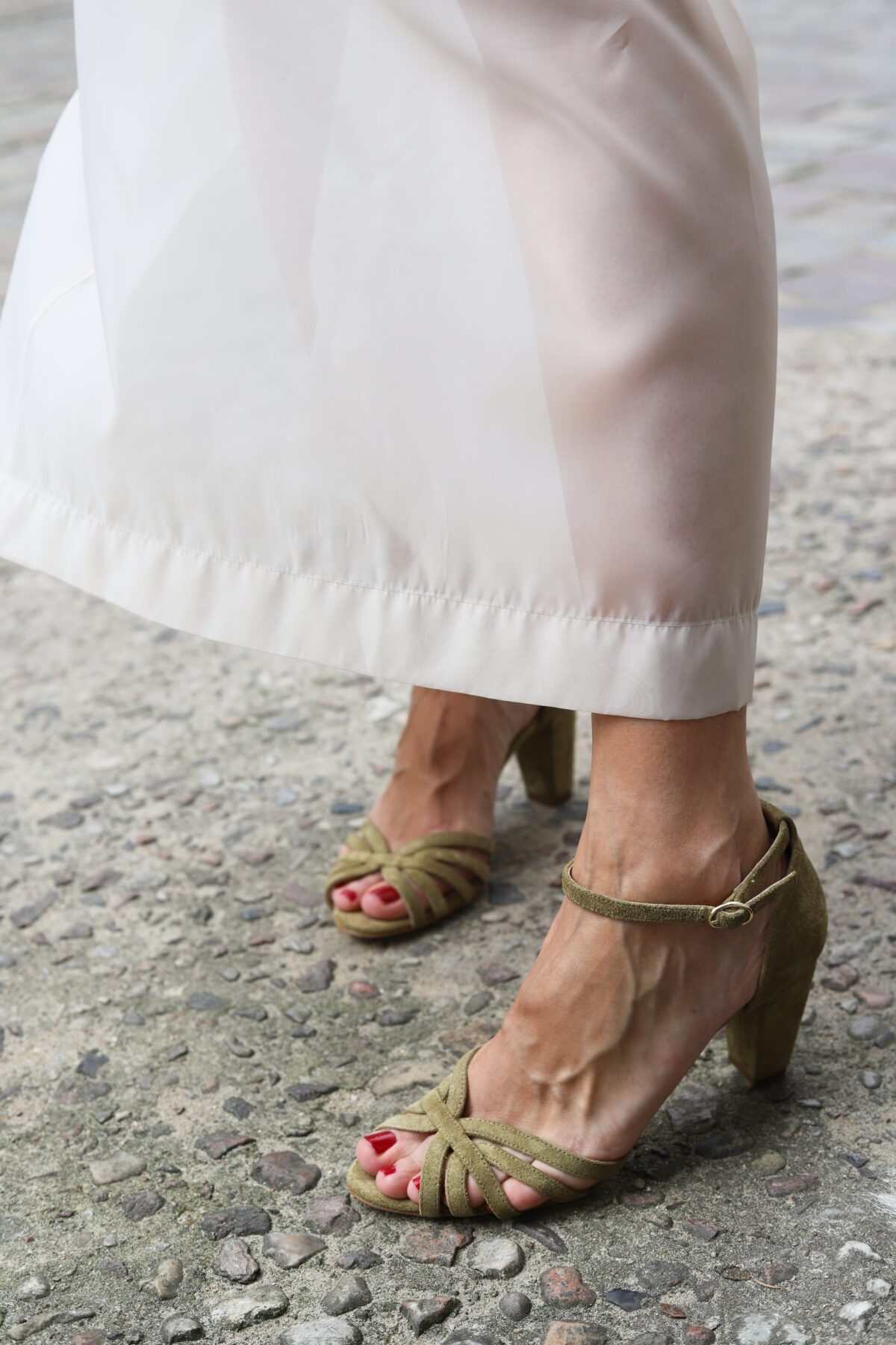 Red Suede Criss Cross Open Toe Slide Sandals [Pre Order]
